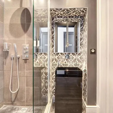 Prestige & Comfort Facing The Palais Des Festivals